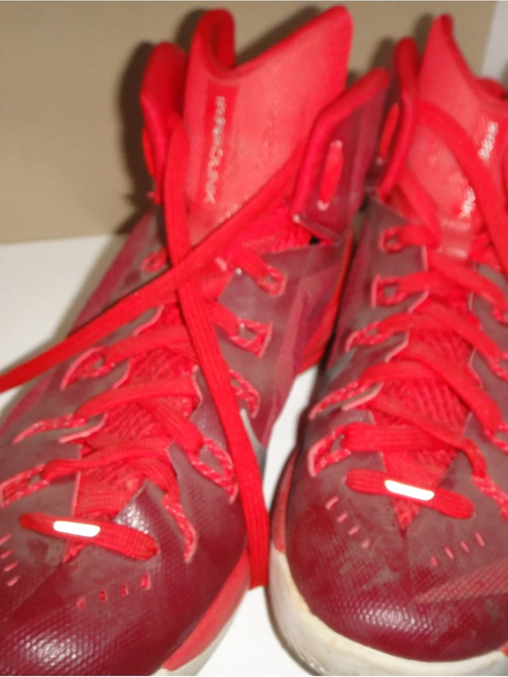 Nike Hyperdunk Red High-Top Athletic Basketball Shoes